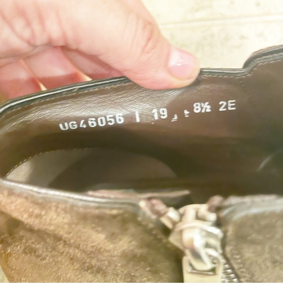 Salvatore Ferragamo Suede Ankle Chelsea Boots - Picture 7 of 10